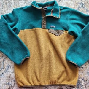 Boys Patagonia size 12 fleece pullover